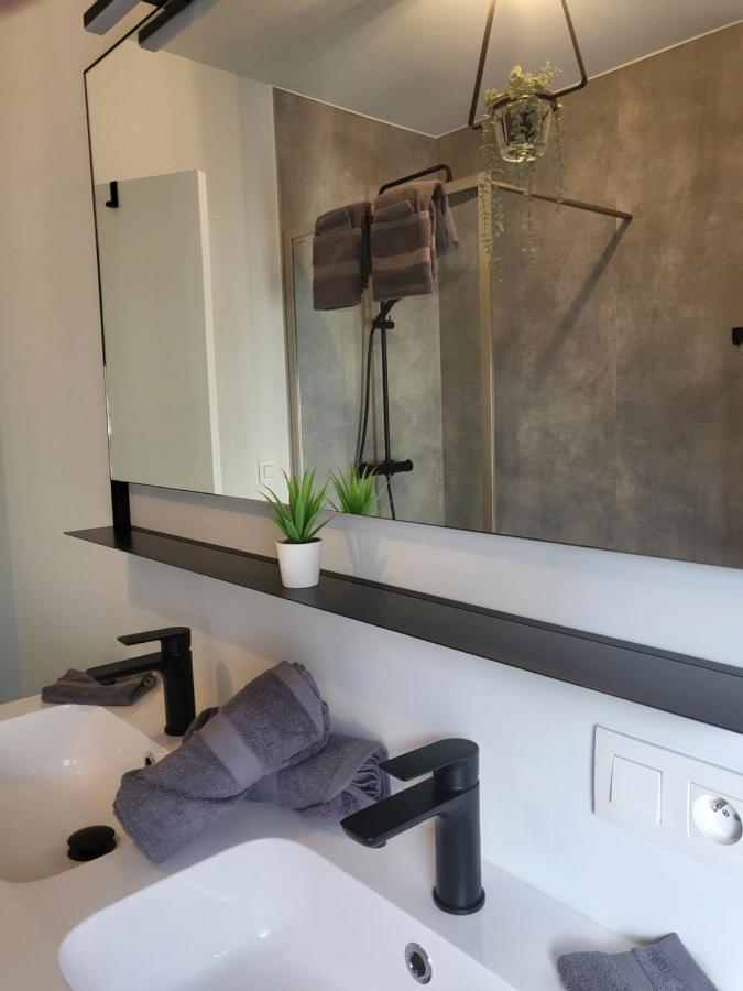 Loogiez Aparthotel Tongeren Ngoại thất bức ảnh