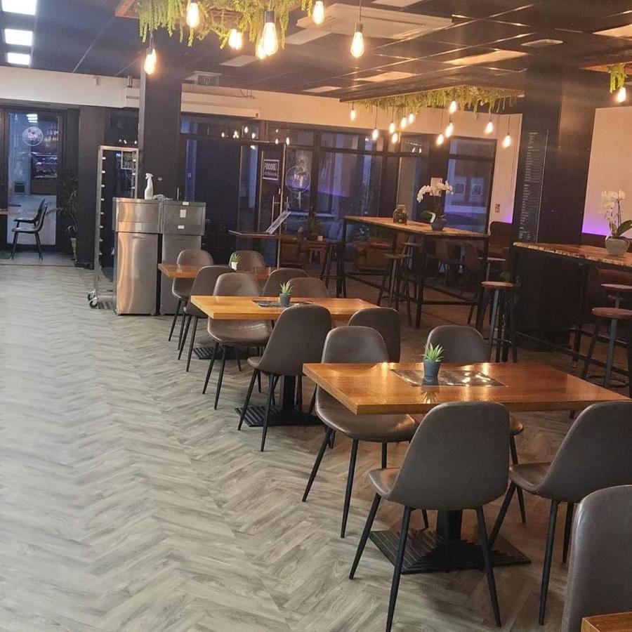 Loogiez Aparthotel Tongeren Ngoại thất bức ảnh